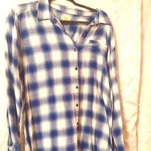 XL Blue plaid flannel shirt